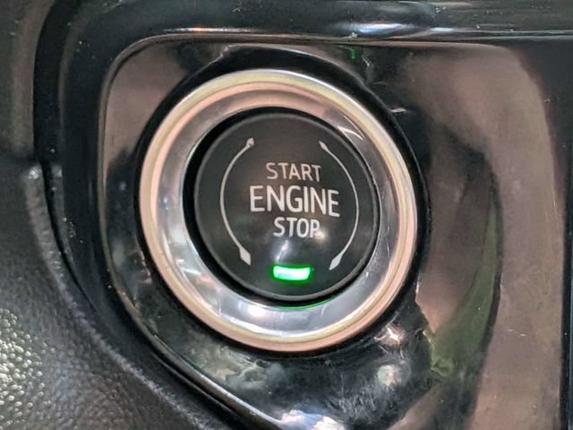 Used 2022 Chevrolet Silverado 1500 LTZ w/ LTZ Premium Package AWD/4WD image 36