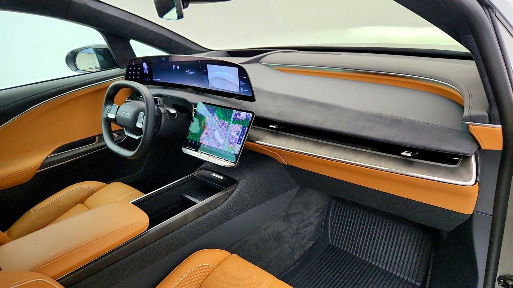 Used 2026 Lucid Gravity Grand Touring image 36