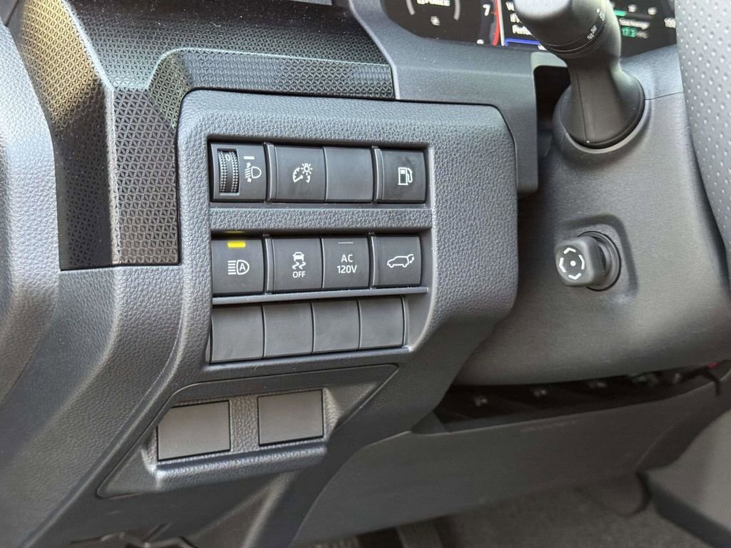 Used 2025 Toyota 4Runner Limited image 11