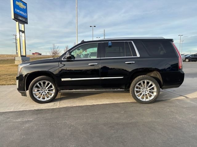 Certified 2018 Cadillac Escalade Premium Luxury image 6