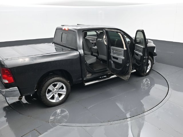 Used 2016 RAM 1500 Classic SLT AWD/4WD image 23