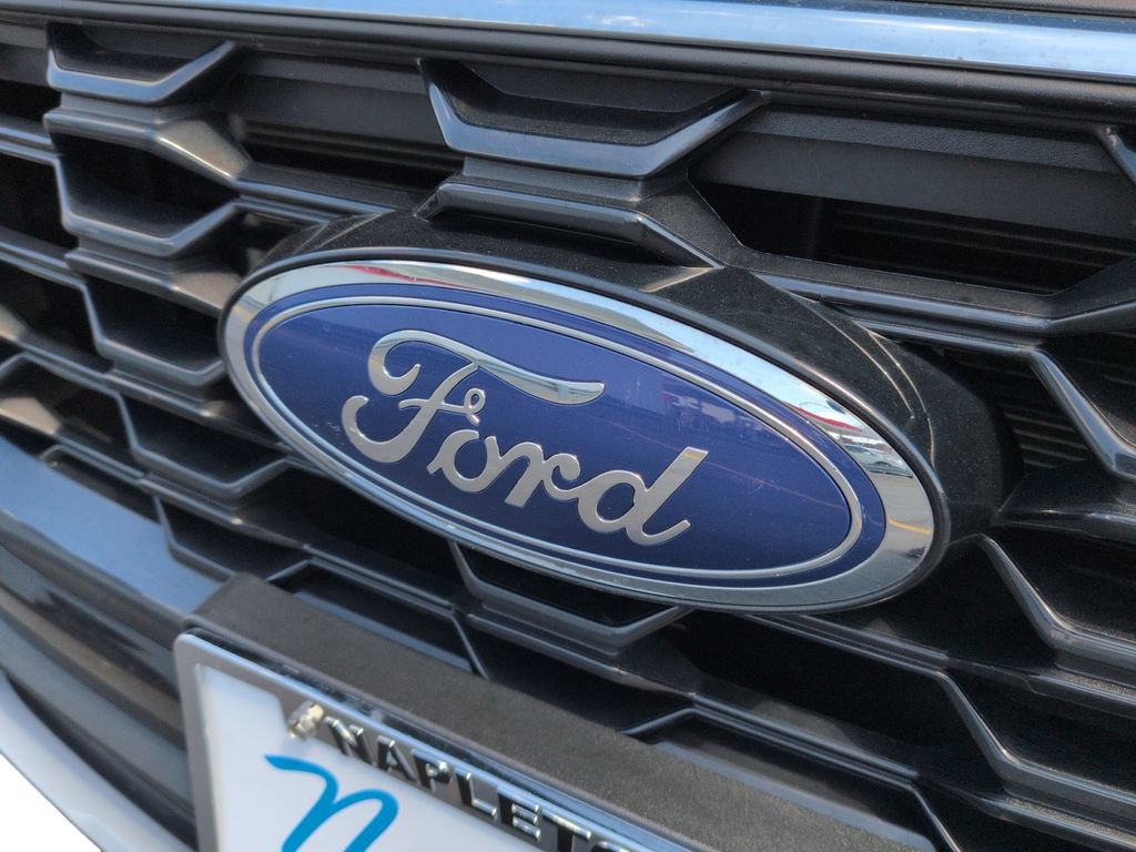 Used 2025 Ford Escape ST-Line Select AWD/4WD image 31