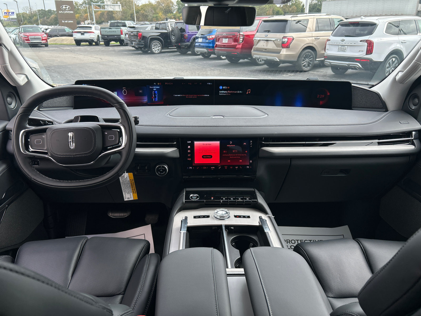 New 2027 Lincoln Navigator Reserve AWD/4WD image 31