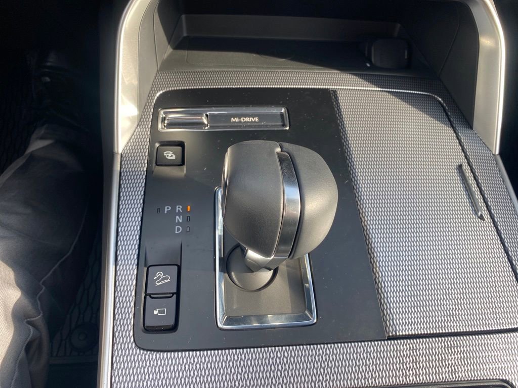 Certified 2025 MAZDA CX-70 Plug-In Hybrid w/ Premium Plus image 25