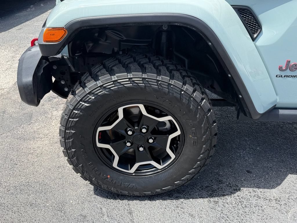 Used 2023 Jeep Gladiator Rubicon w/ Trailer Tow Package AWD/4WD image 19