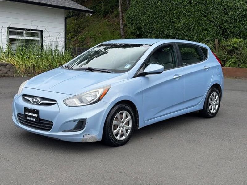 Used 2014 Hyundai Accent GS FWD image 4