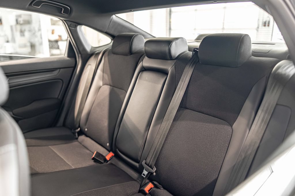 Used 2025 Honda Civic Sport image 29
