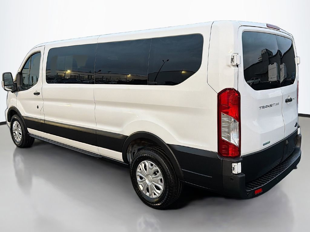 Used 2023 Ford Transit 350 XLT image 8