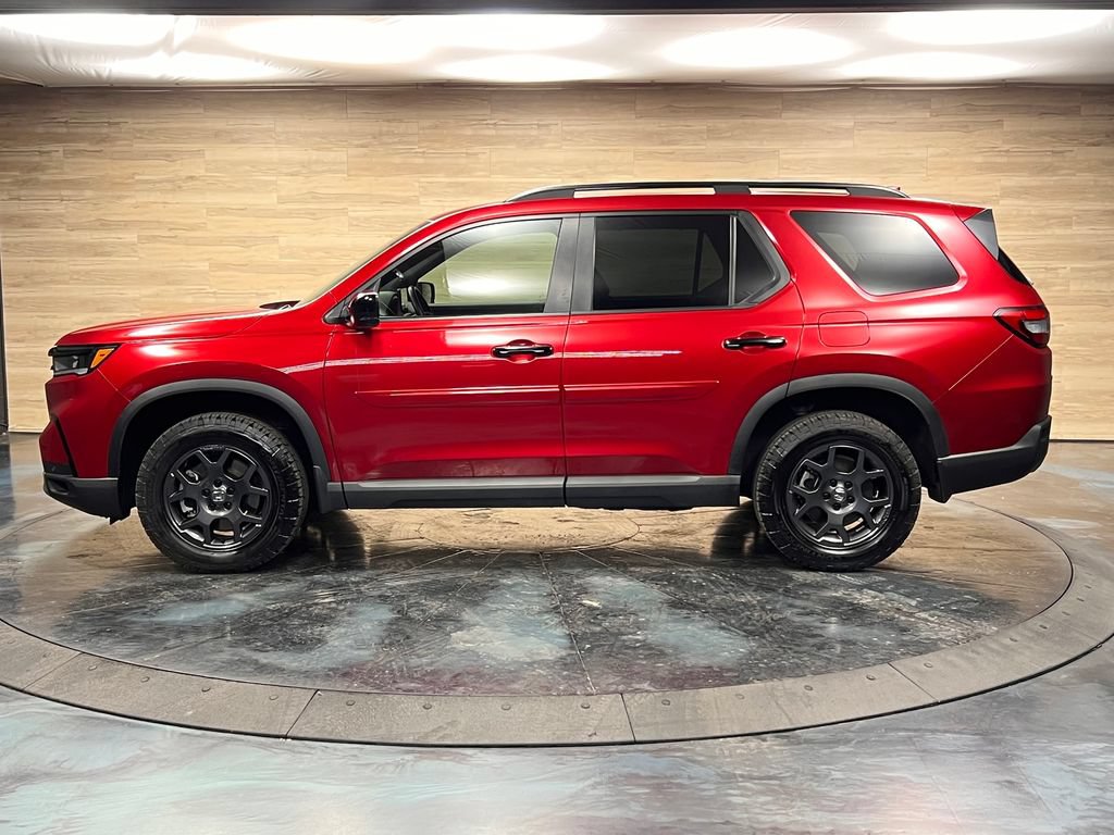 Used 2025 Honda Pilot TrailSport image 20