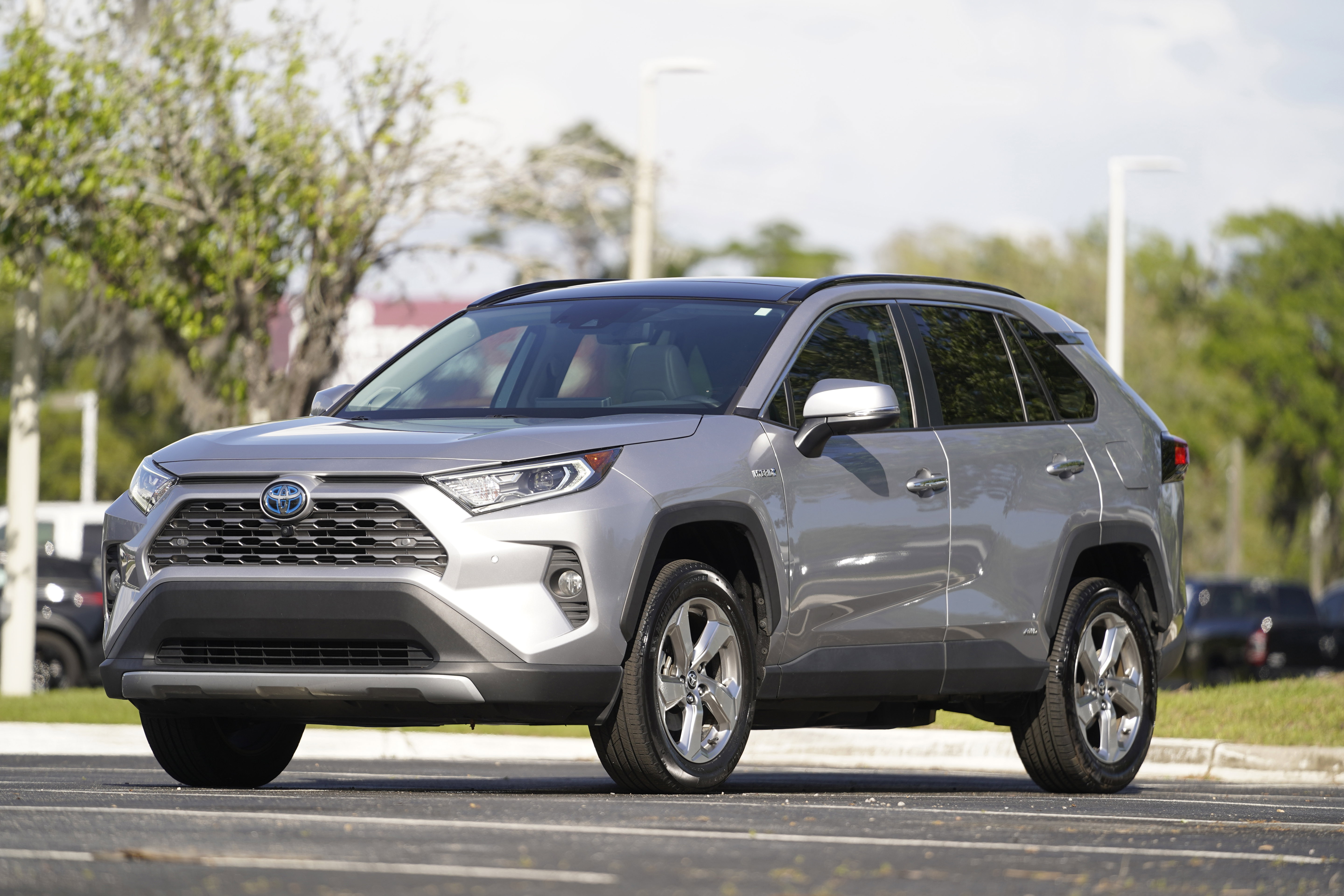 Used 2021 Toyota RAV4 Limited AWD/4WD image 36