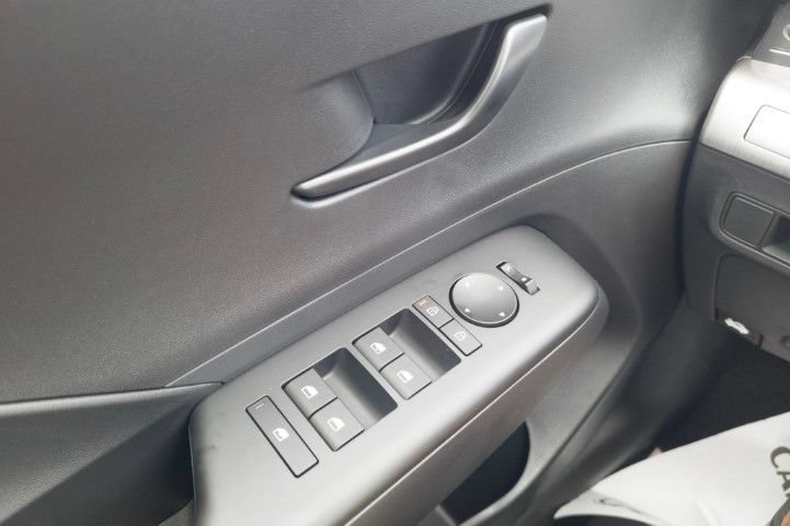 New 2027 Hyundai Kona SE FWD image 25