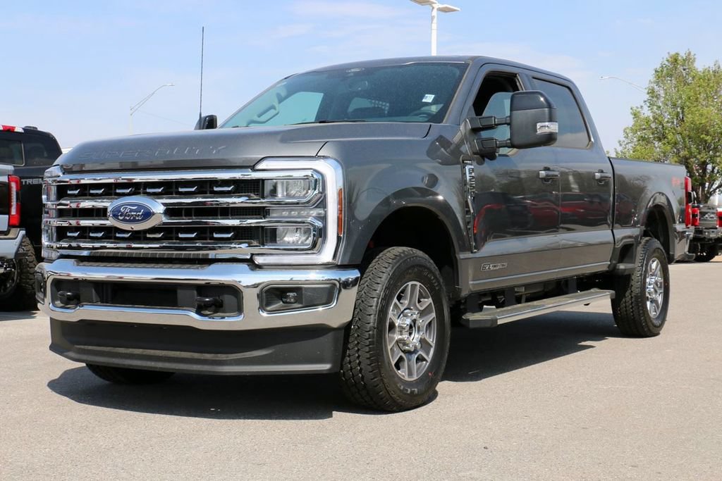 New 2026 Ford F250 Lariat w/ FX4 Off-Road Package