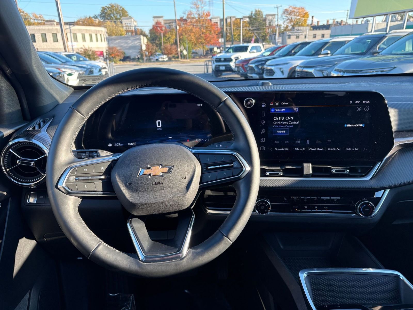 Used 2025 Chevrolet Equinox LT image 33