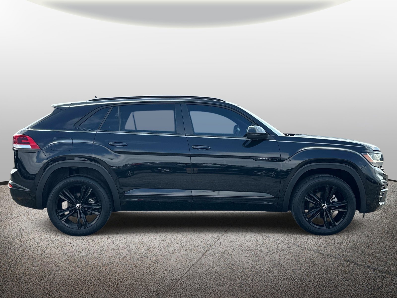 Used 2023 Volkswagen Atlas Cross Sport SEL R-Line AWD/4WD image 6