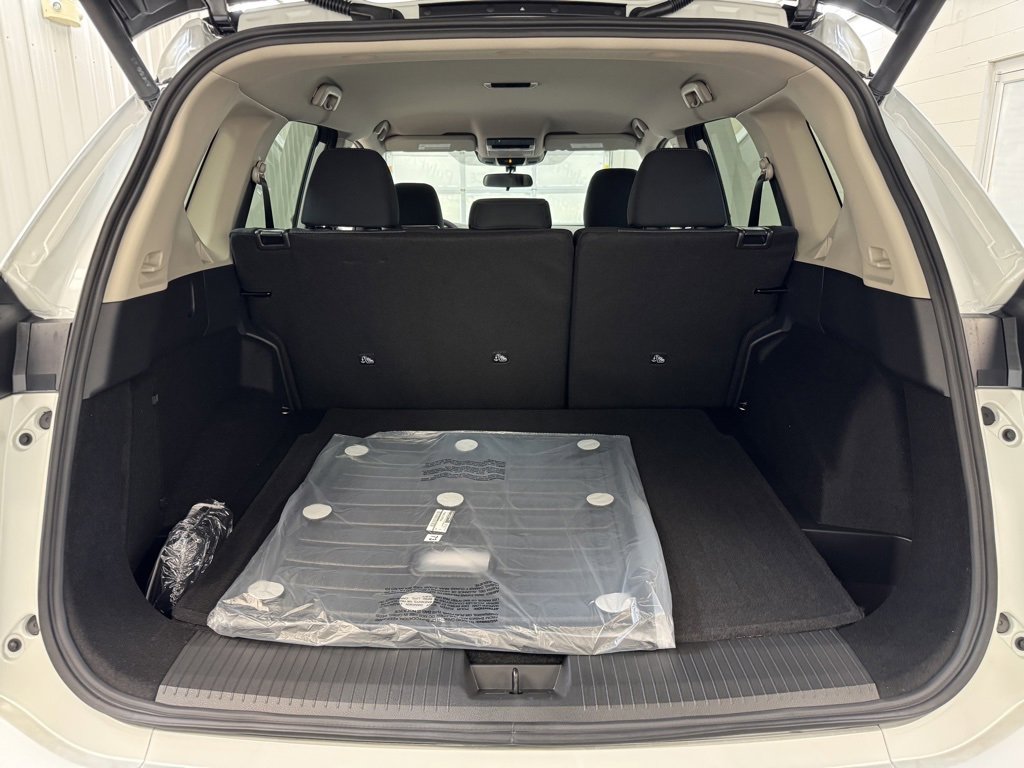 New 2026 Nissan Rogue SV image 22