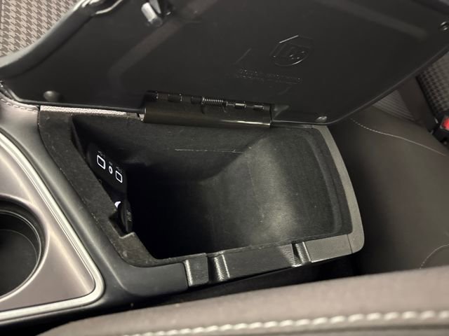 Used 2021 Dodge Challenger GT image 33