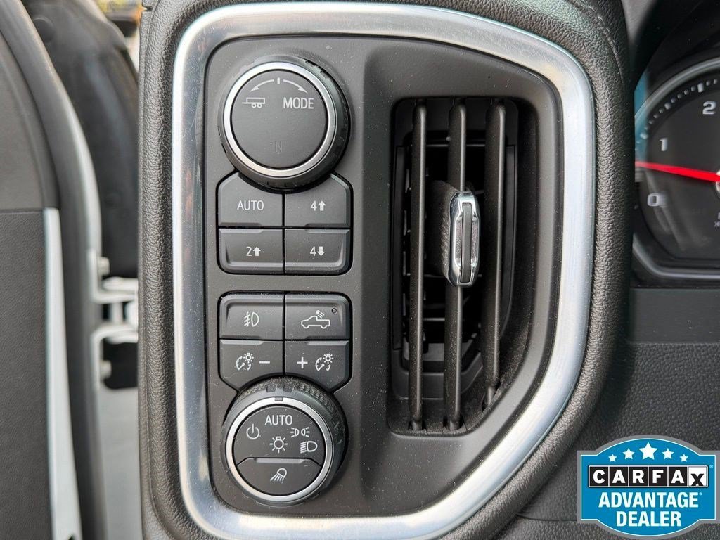 Certified 2023 Chevrolet Silverado 3500 High Country AWD/4WD image 14
