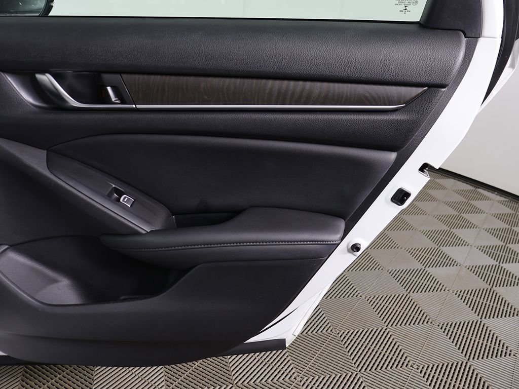 Used 2021 Honda Accord EX-L image 24
