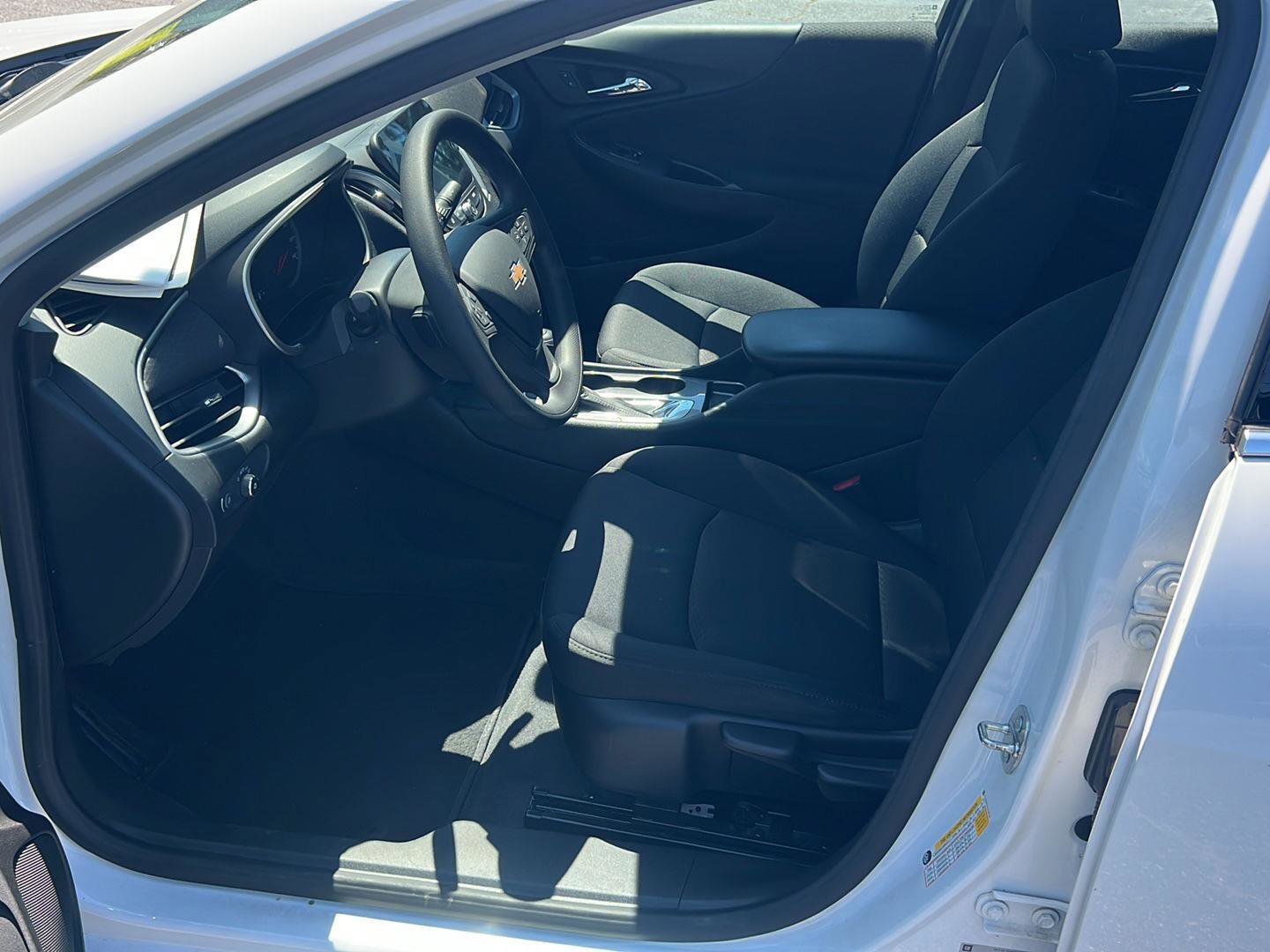 Used 2020 Chevrolet Malibu LS FWD image 10