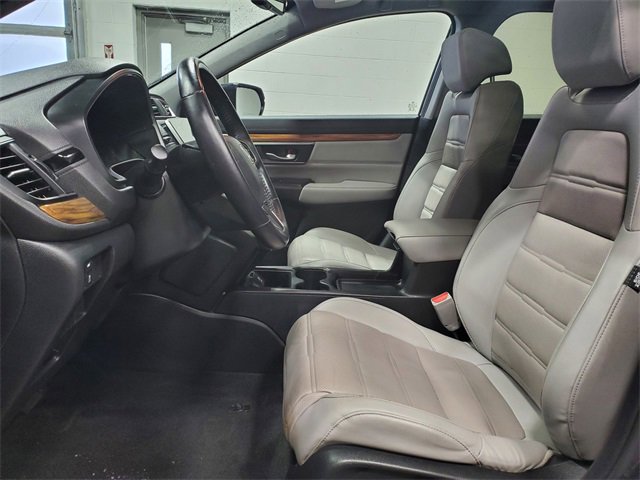 Used 2018 Honda CR-V Touring image 10