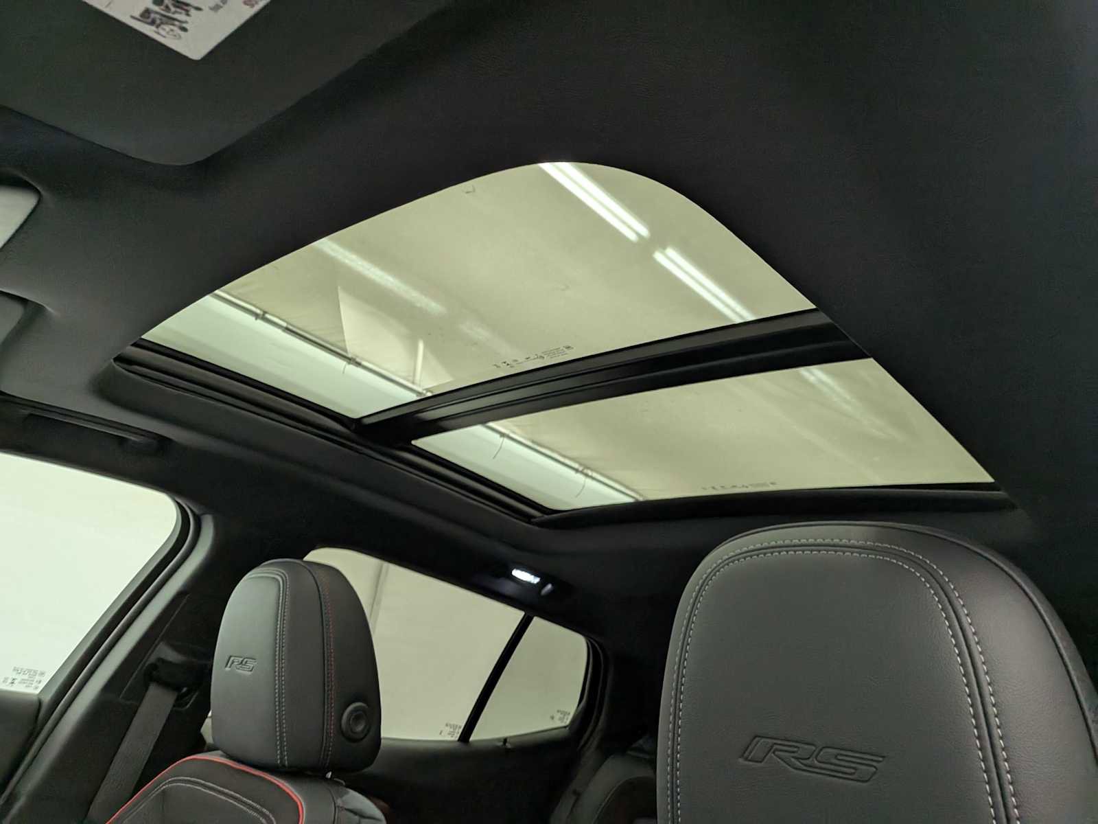 New 2026 Chevrolet Equinox EV RS image 20