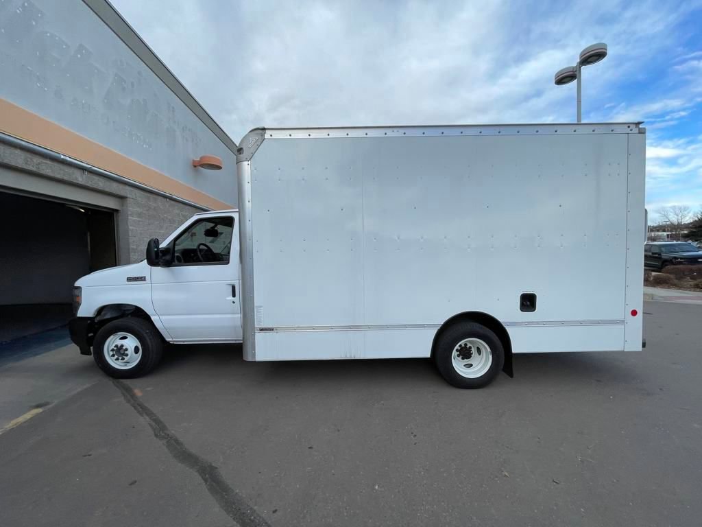 New 2024 Ford E-450 and Econoline 450 Super Duty w/ Driver's Safety Package image 4
