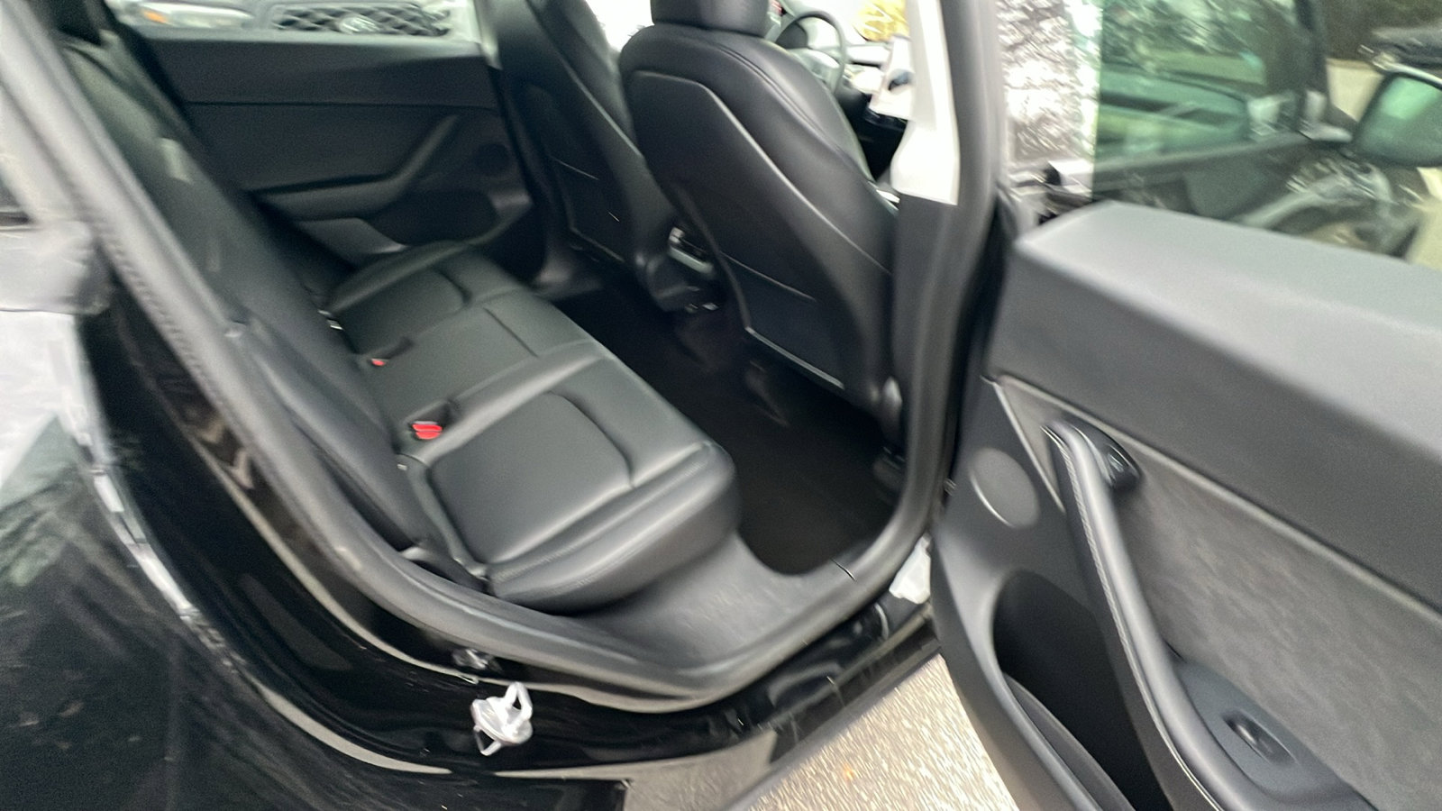 Used 2021 Tesla Model Y Long Range image 21