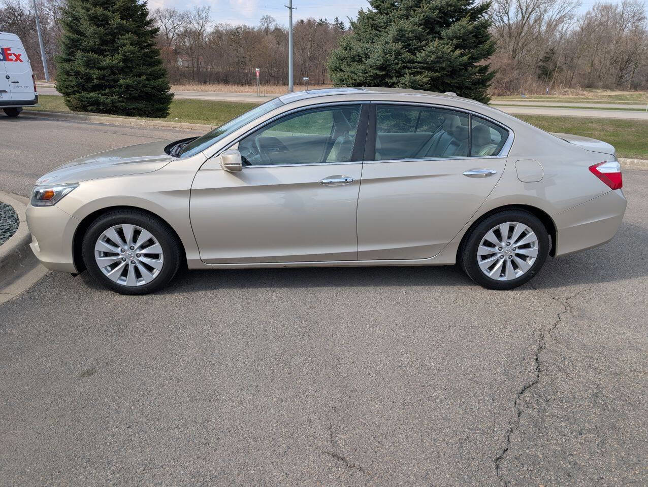 Used 2015 Honda Accord EX-L image 6