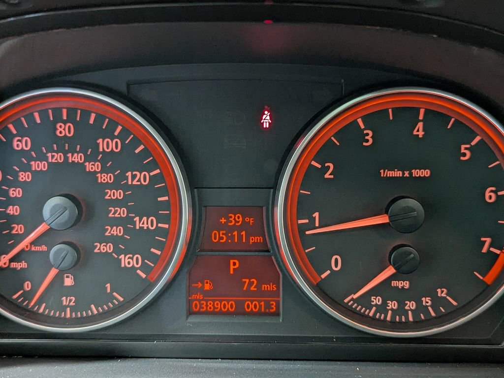 Used 2006 BMW 325i Sedan image 24