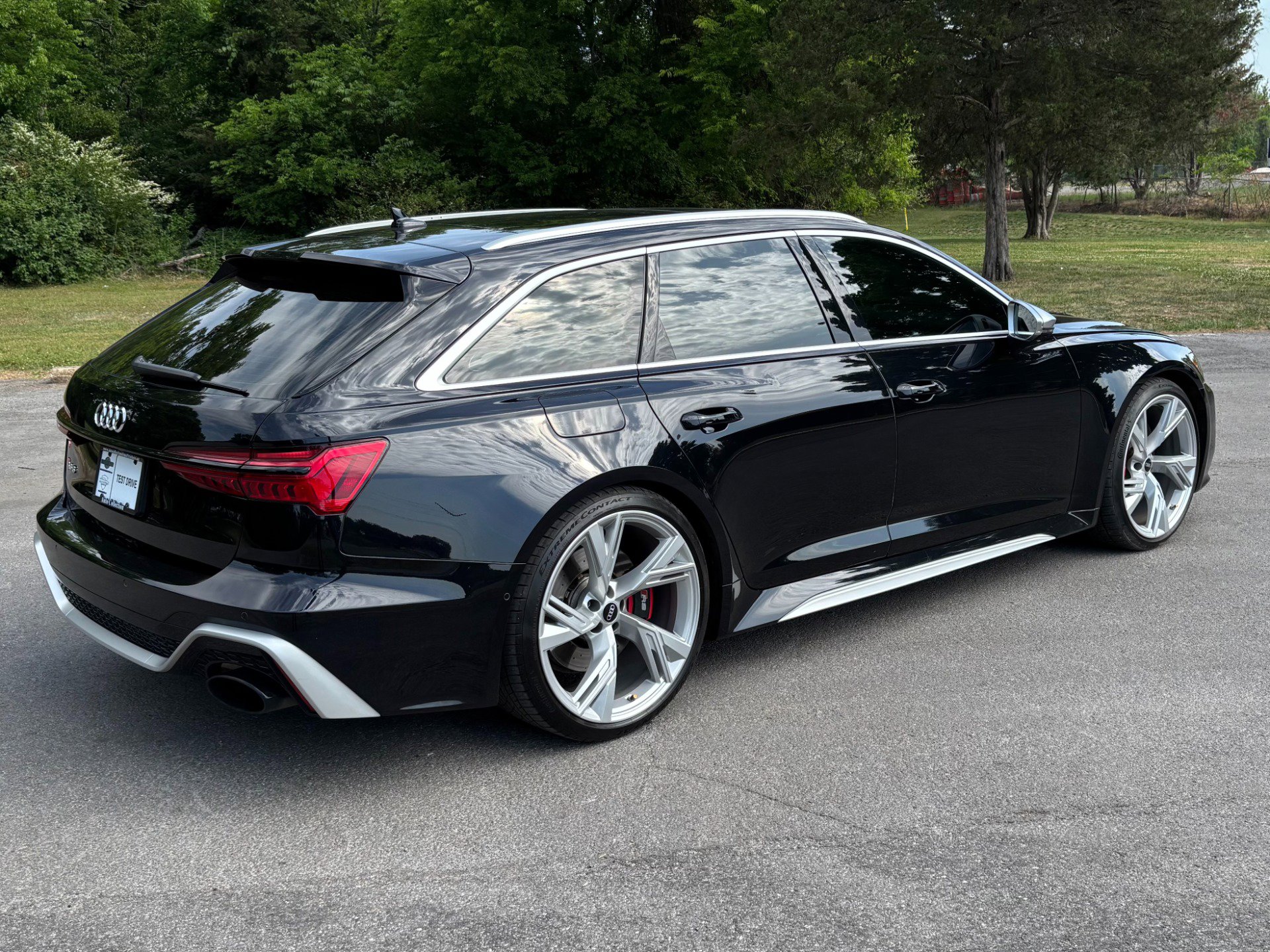 Used 2021 Audi RS 6 AWD/4WD image 3