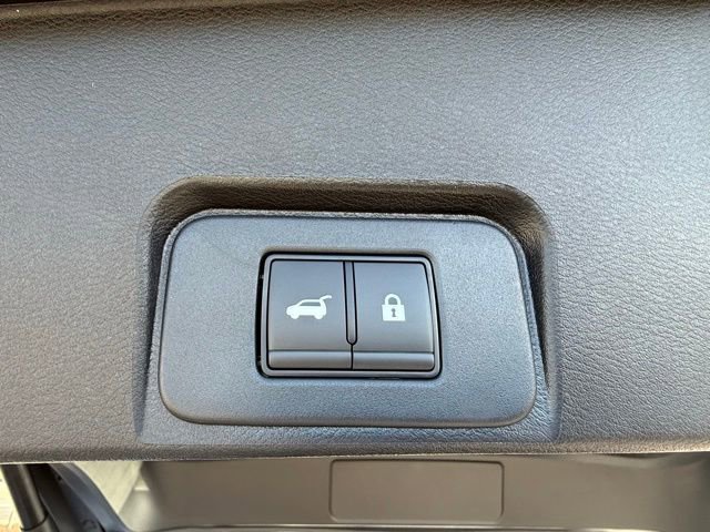 New 2026 Nissan Rogue SV w/ Cold Weather Package AWD/4WD image 17