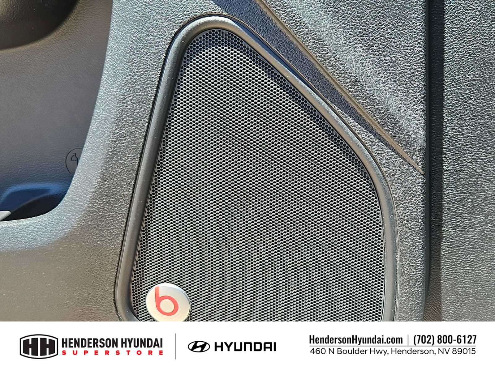 Used 2018 Chrysler 300 S w/ Beats Audio Group RWD image 29