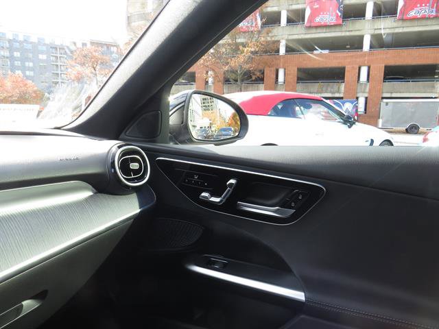 Used 2025 Mercedes-Benz C 300 4MATIC Sedan image 17