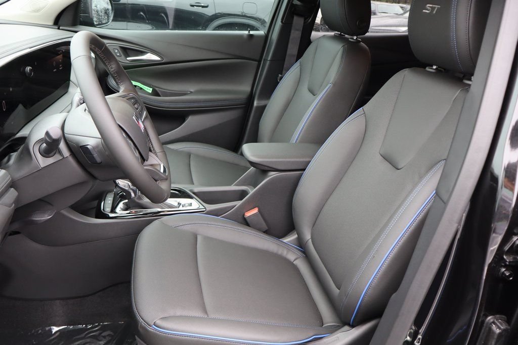 New 2026 Buick Encore GX Sport Touring w/ Comfort Package FWD image 10