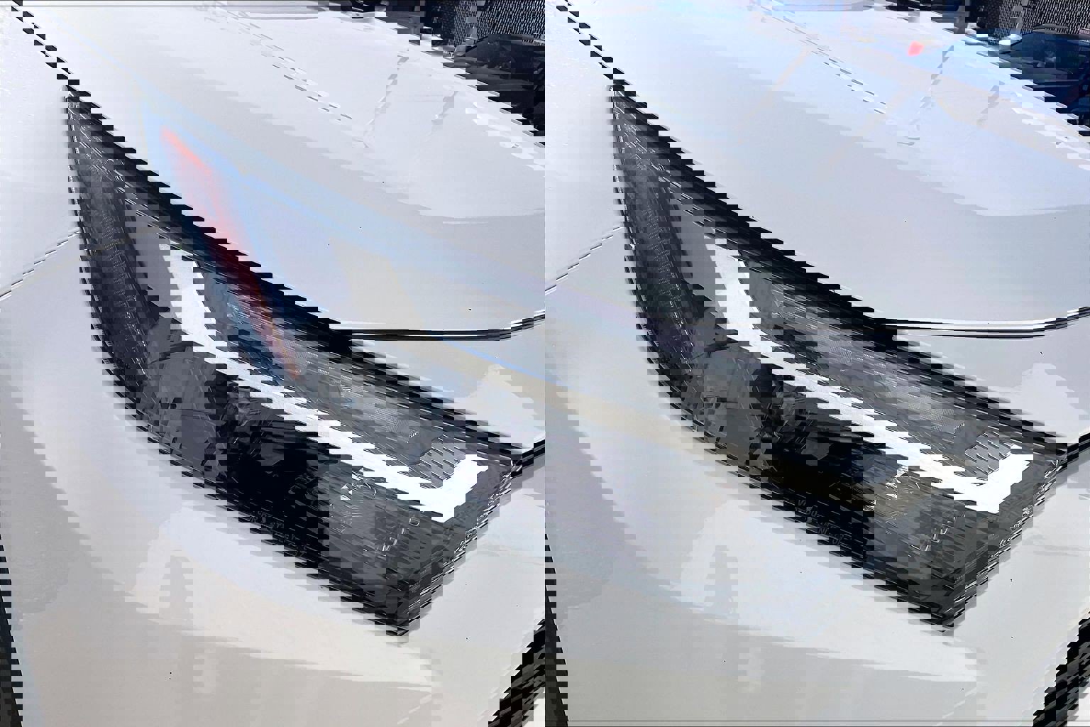 Used 2024 Toyota RAV4 XLE image 32