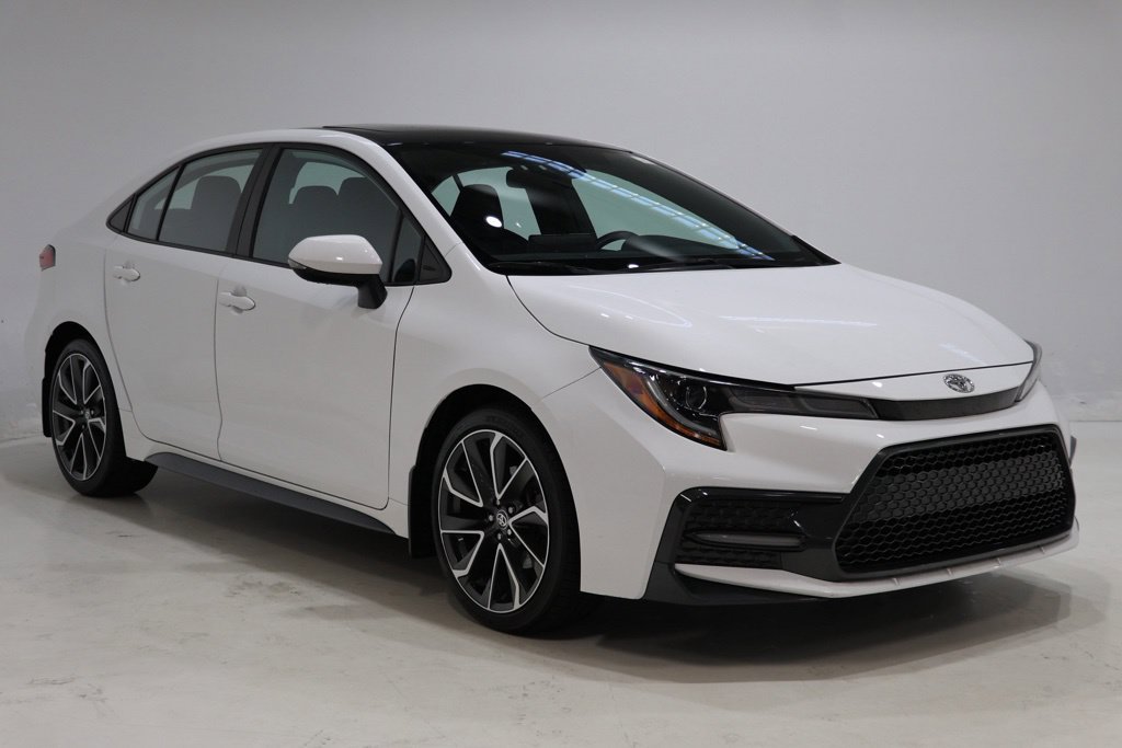 Used 2022 Toyota Corolla SE w/ SE Premium Package FWD image 1