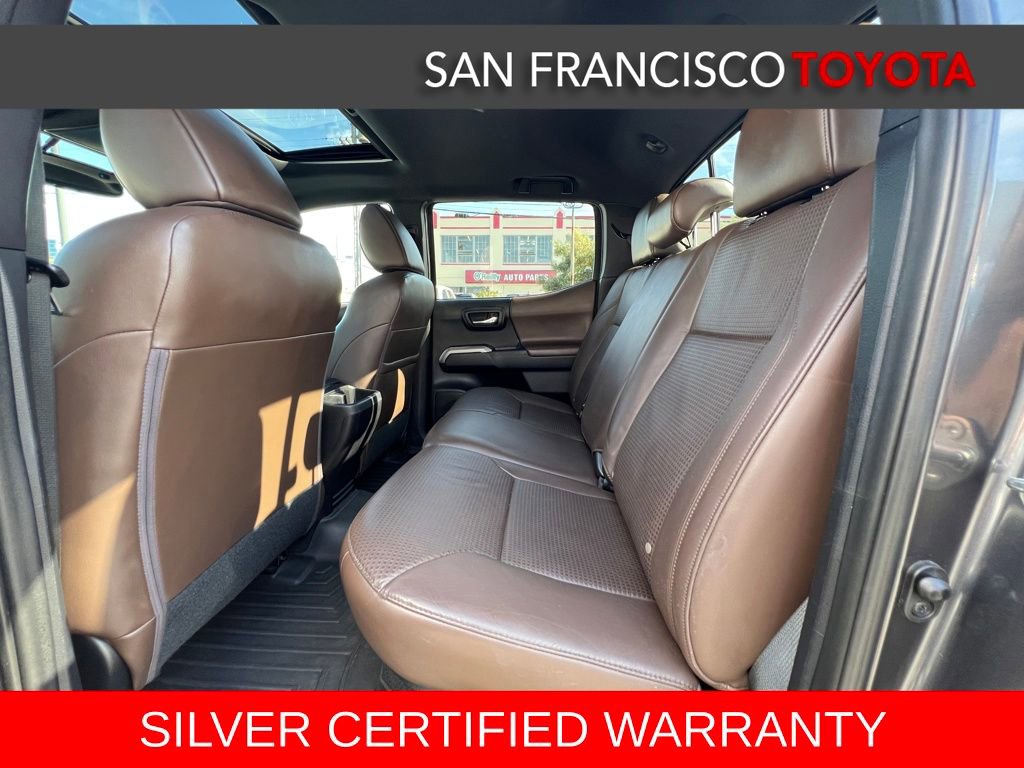 Used 2016 Toyota Tacoma Limited image 15