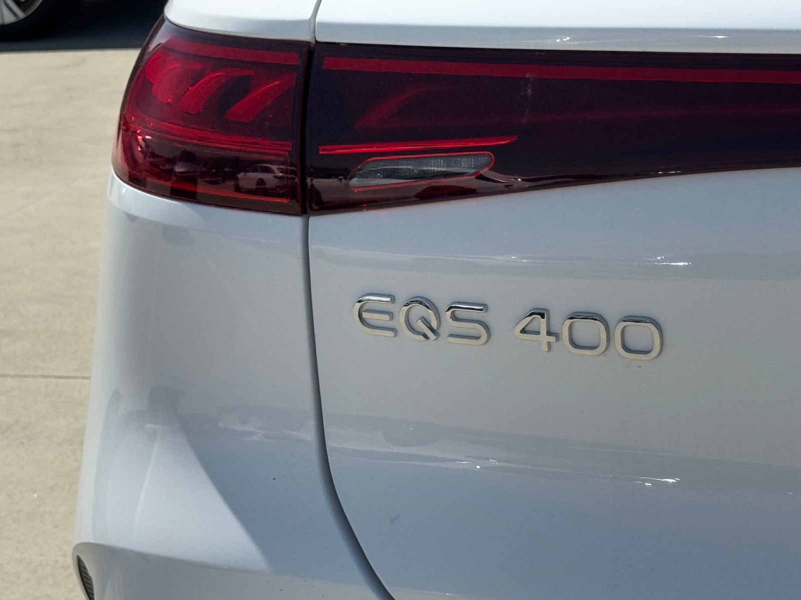 New 2026 Mercedes-Benz EQS 400 4MATIC SUV image 10