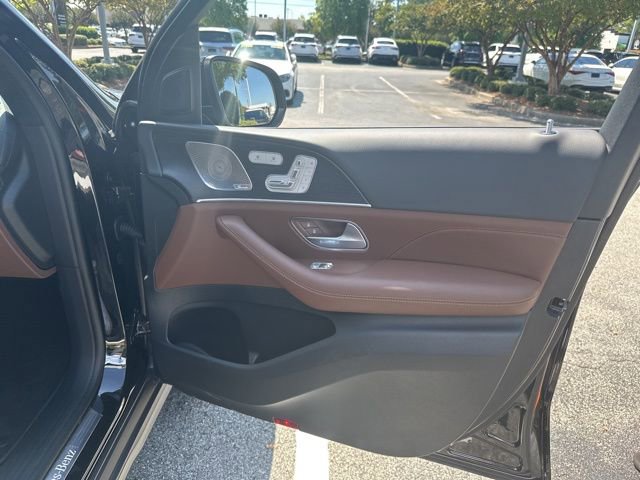 Used 2025 Mercedes-Benz GLS 450 4MATIC image 37