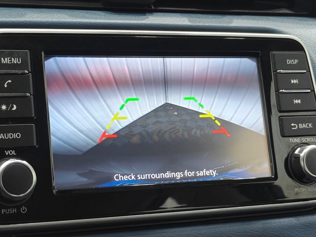 Used 2024 Nissan Versa SV FWD image 7