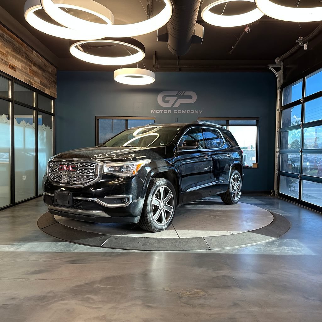 Used 2017 GMC Acadia Denali w/ Technology Package AWD/4WD image 7