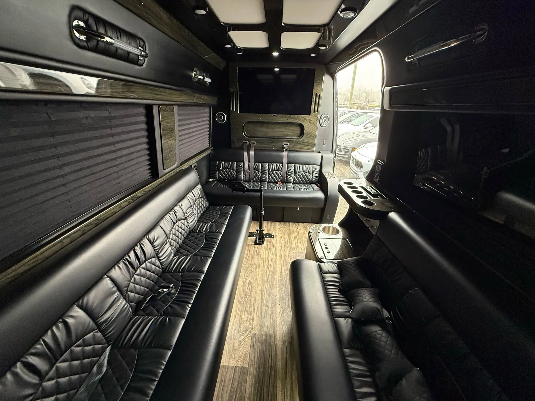 Used 2021 Mercedes-Benz Sprinter 3500 w/ Comfort Plus Package image 50