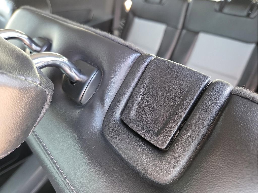 Used 2024 Ford Explorer XLT w/ Equipment Group 202A image 13