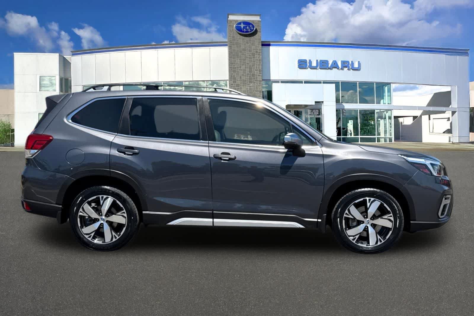 Used 2020 Subaru Forester Touring AWD/4WD image 6