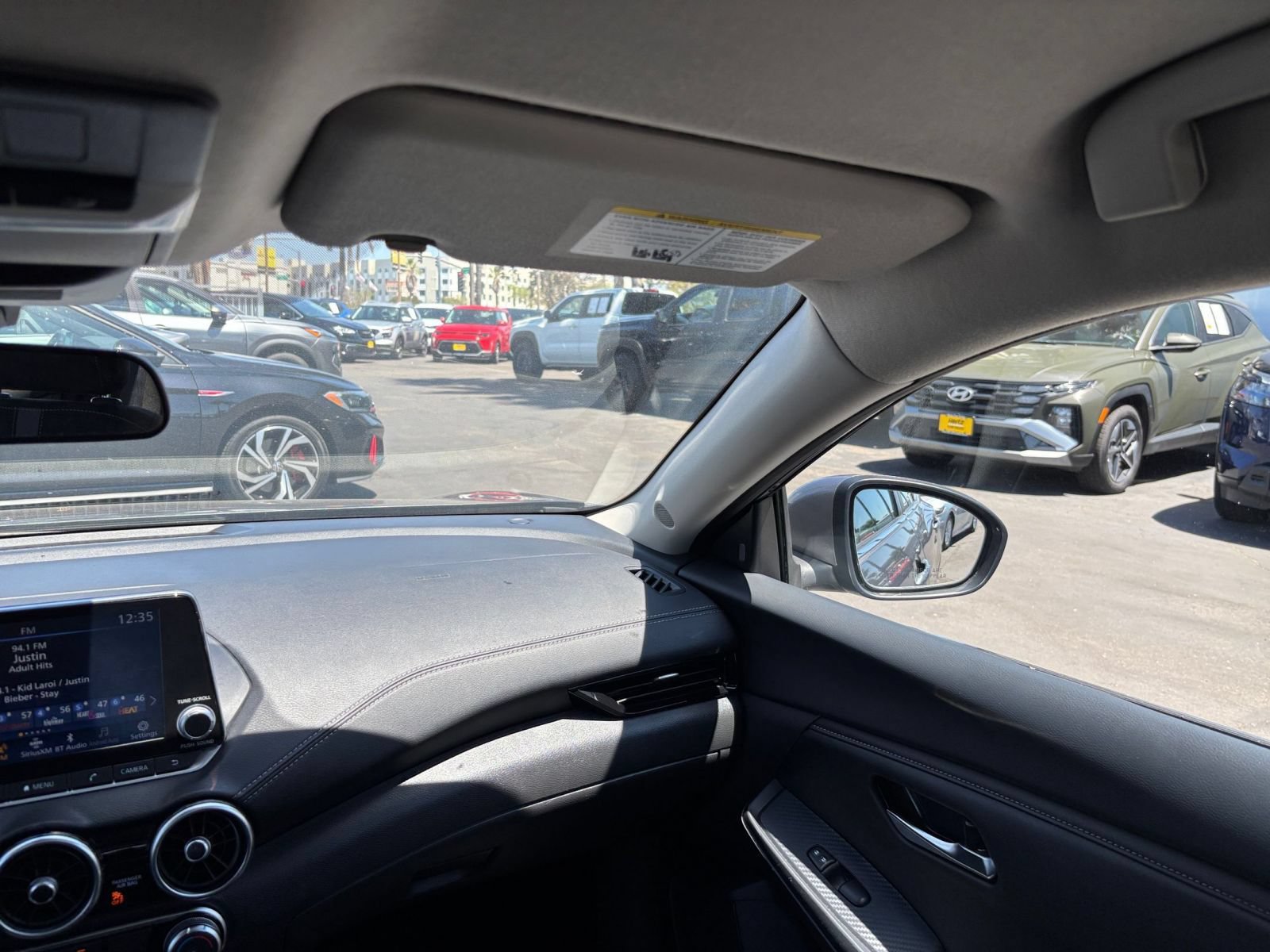 Used 2025 Nissan Sentra SV FWD image 32
