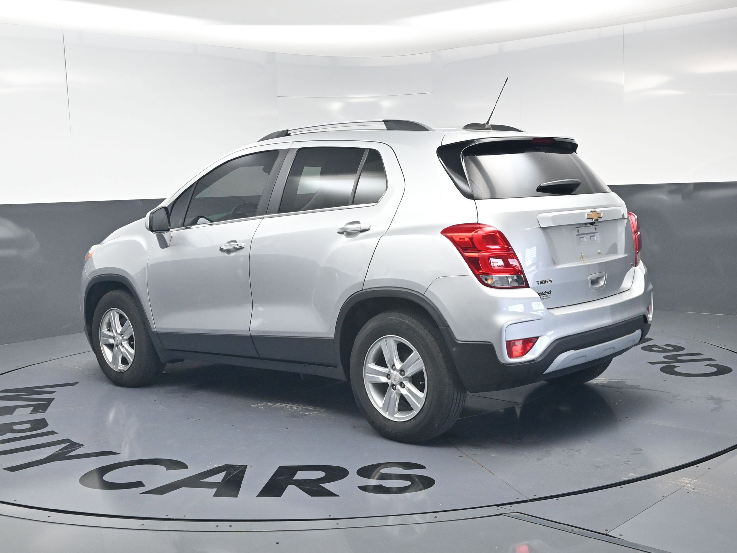 Used 2018 Chevrolet Trax LT w/ LT Convenience Package FWD image 7