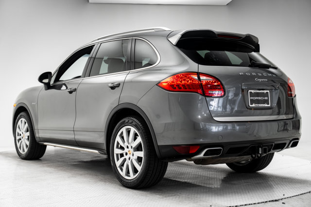 Used 2014 Porsche Cayenne Diesel Platinum Edition AWD/4WD image 3