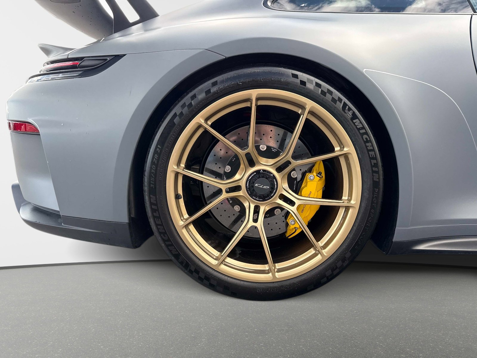 Used 2026 Porsche 911 GT3 w/ Chrono Package RWD image 21