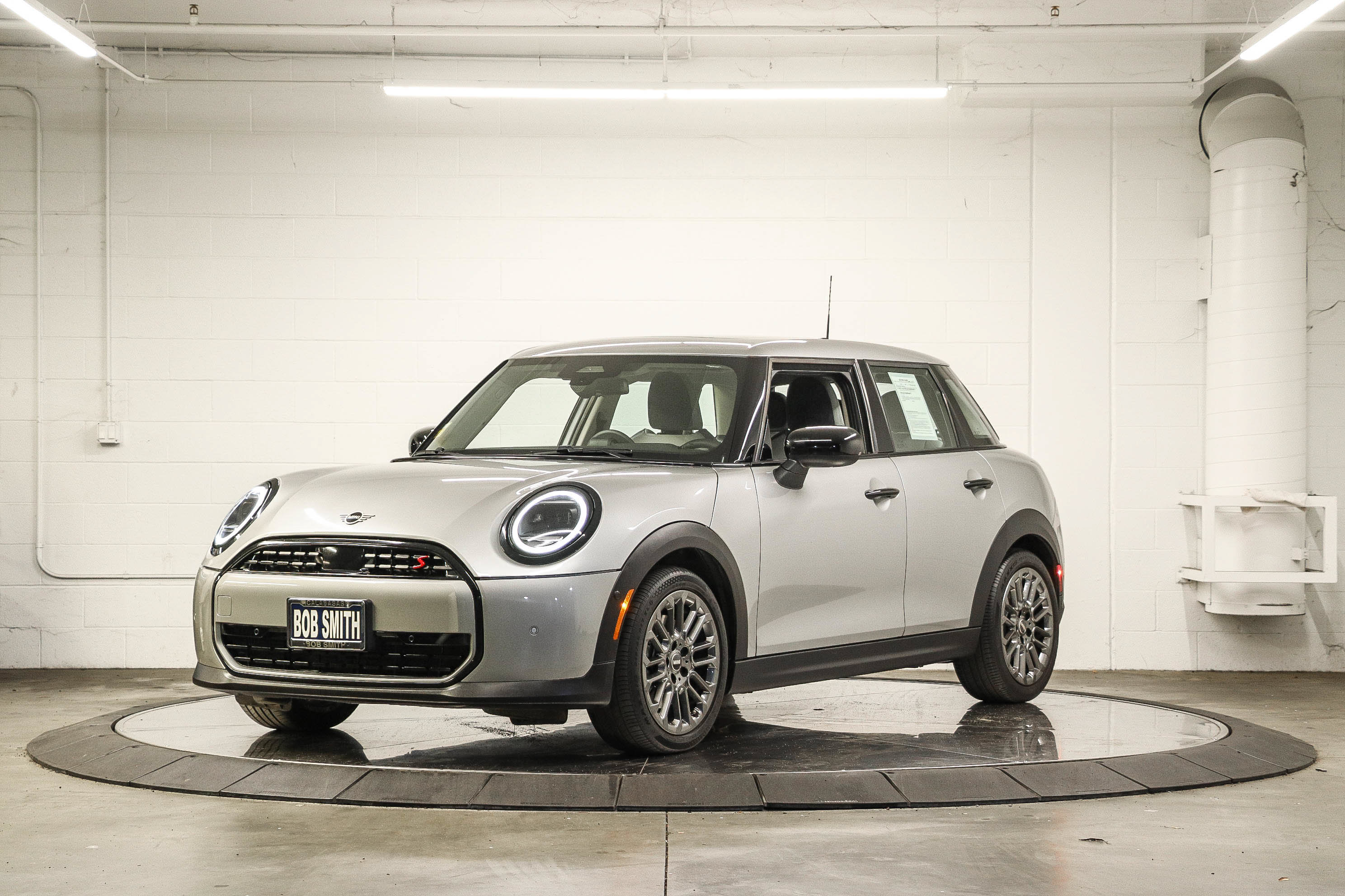 Used 2025 MINI Cooper S FWD image 4