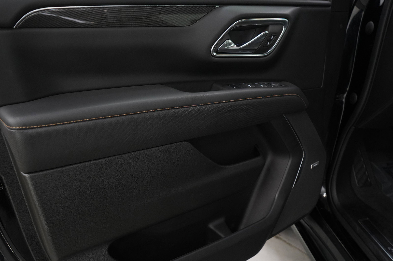 Used 2023 GMC Yukon XL AT4 w/ AT4 Premium Package image 26